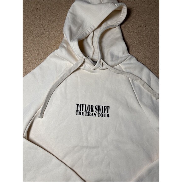 Taylor Swift Eras Tour Cream Hoodie Size M D1 - Picture 2 of 9
